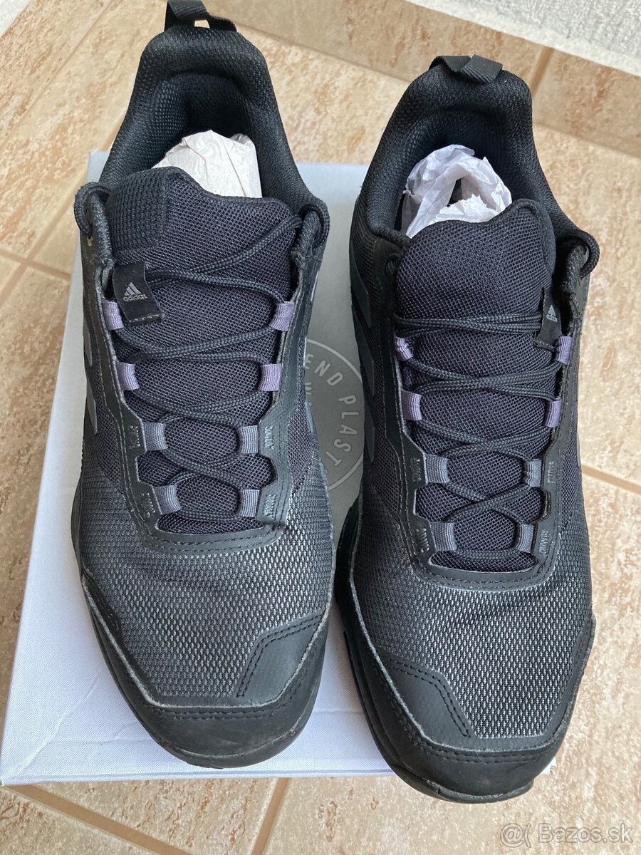 Turistická obuv Adidas 42