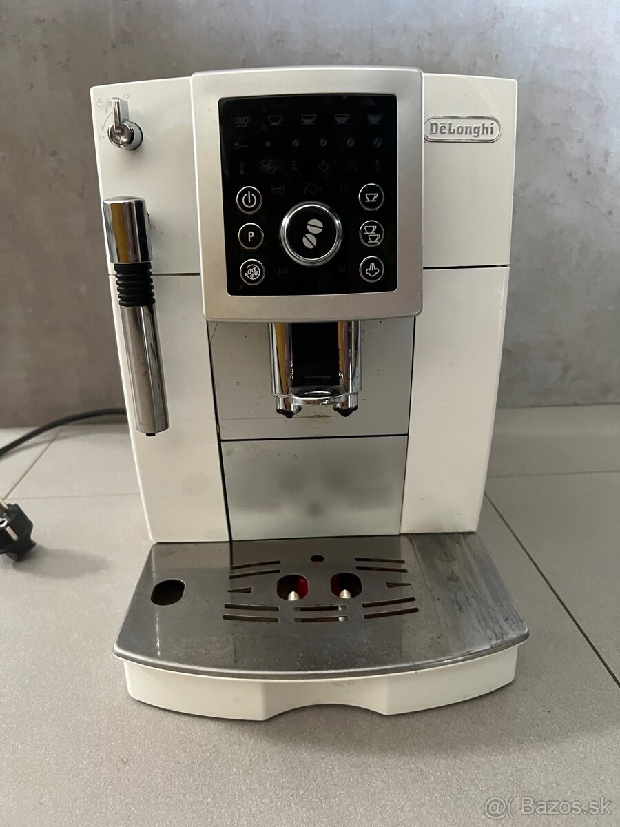 Kávovar DeLonghi Intensa