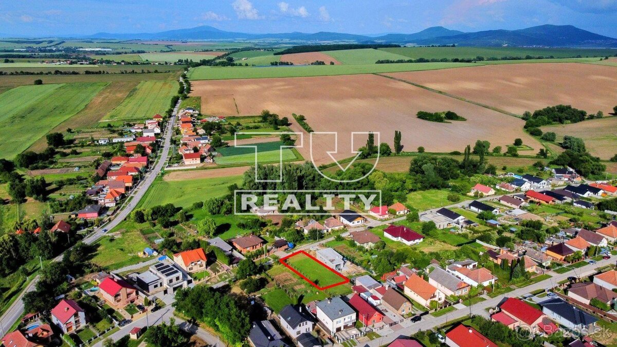 Na predaj stavebný pozemok Alekšince 776m2