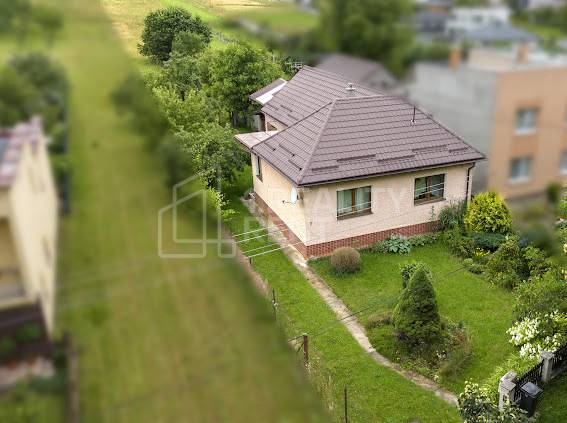 Rodinný dom v Rosine pri Žiline s pozemkom 1245m2