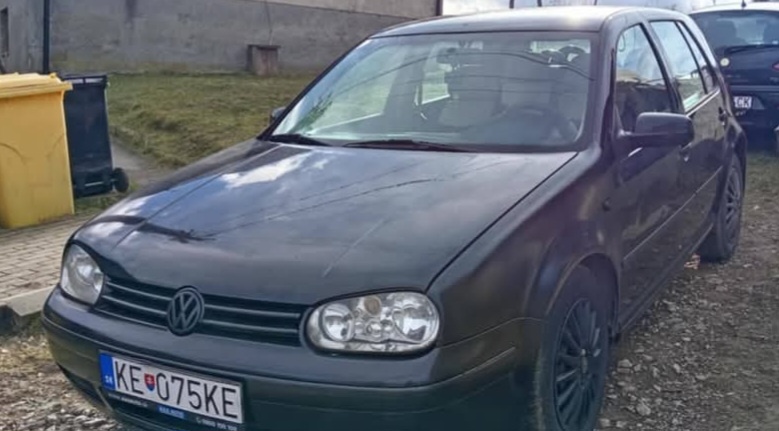 Ponúkam na predaj volkswagen golf 4 1.6 74 kw automat