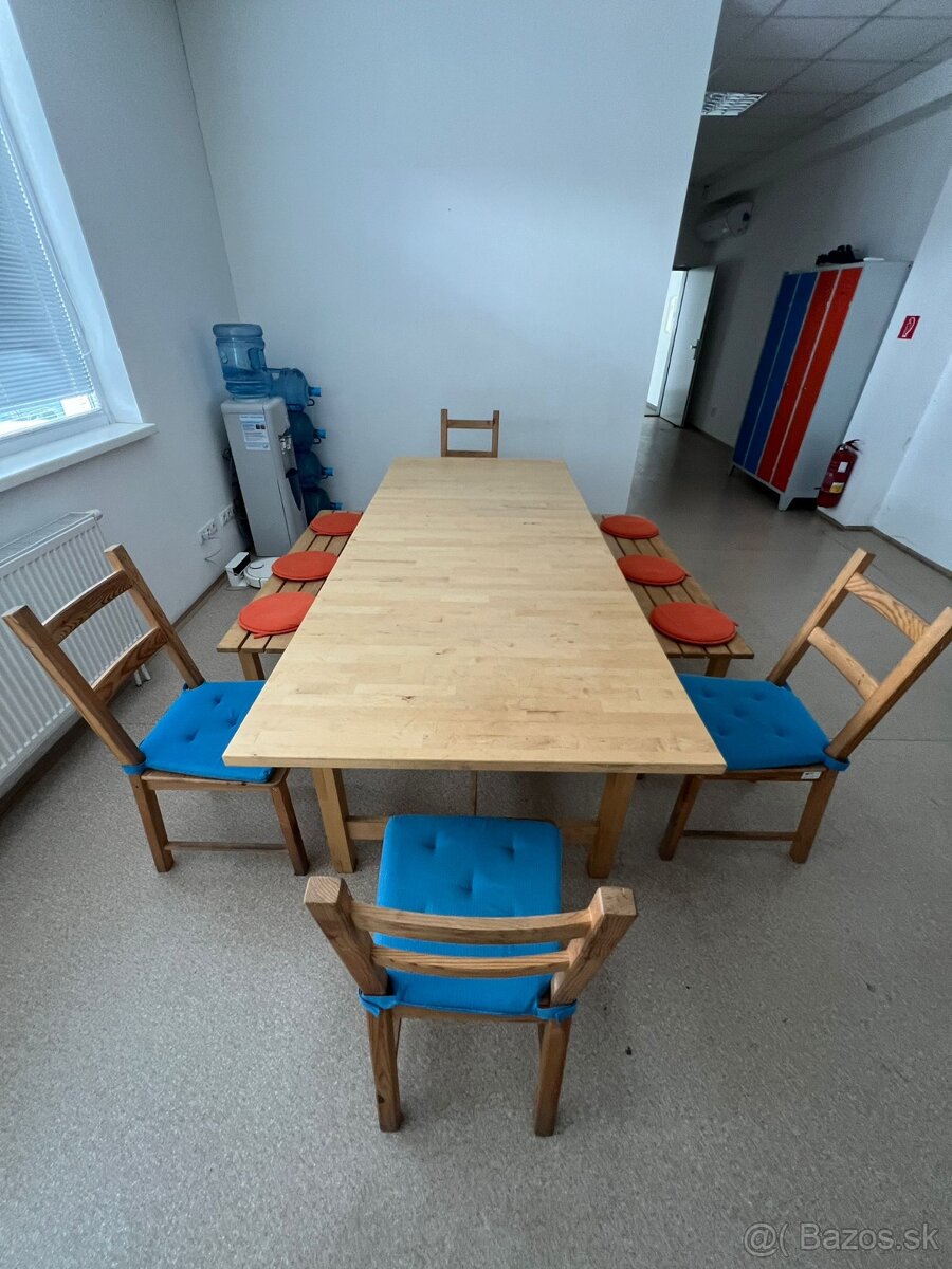Kuchynský/jedálenský stôl IKEA