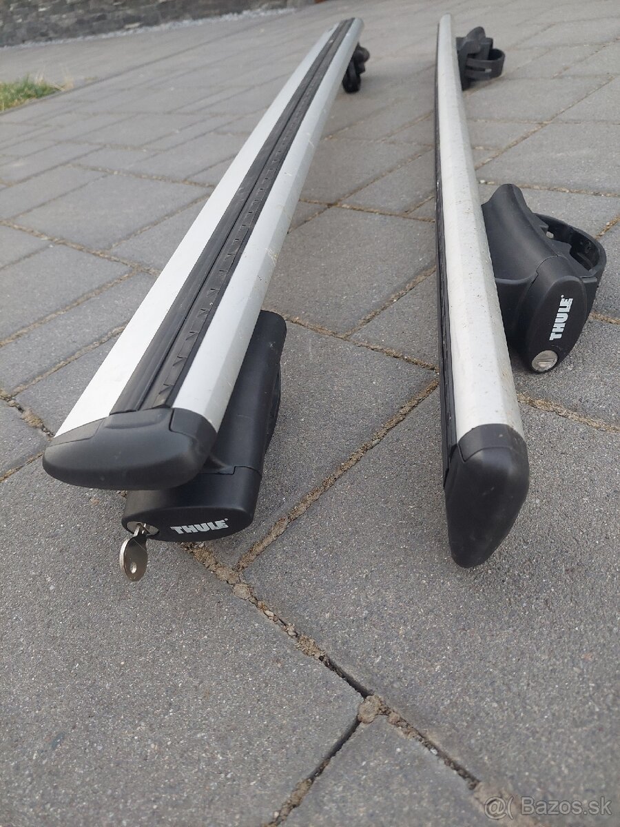 Strešný nosič priečniky THULE WINGBAR EVO 120cm  na hagusy