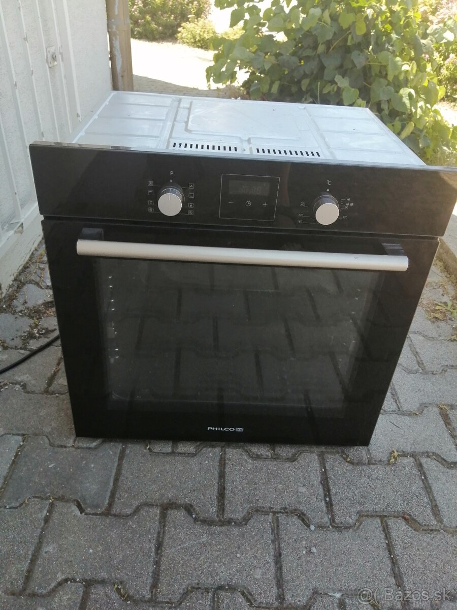 Vstavaná elek. trúba Philco