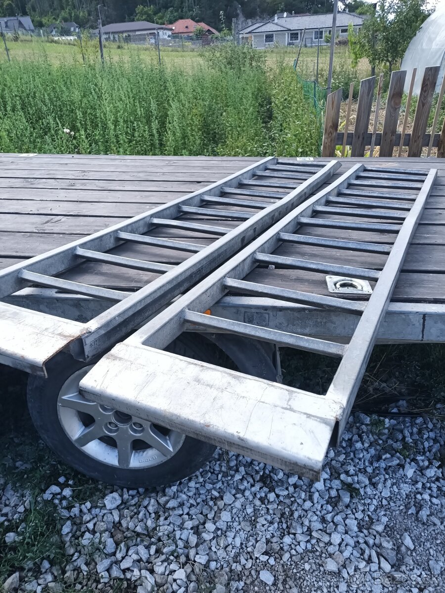Nájazdy na vozík
