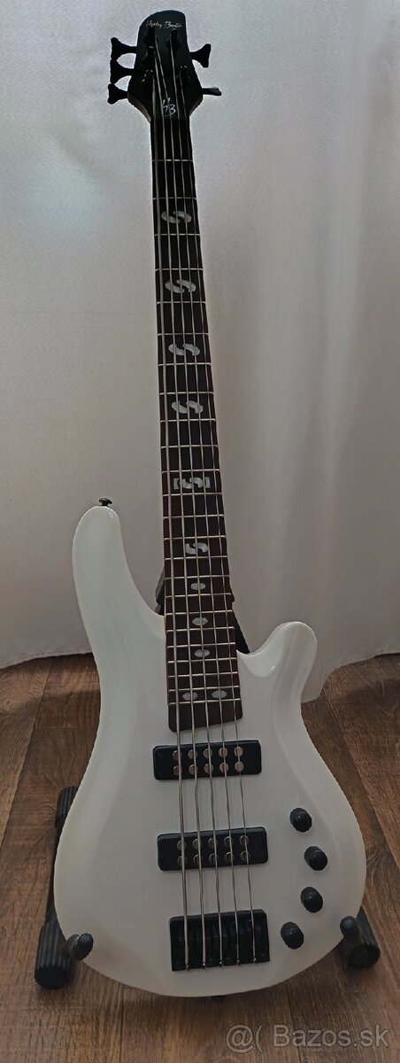 Basgitara Harley benton B550 Progressive series