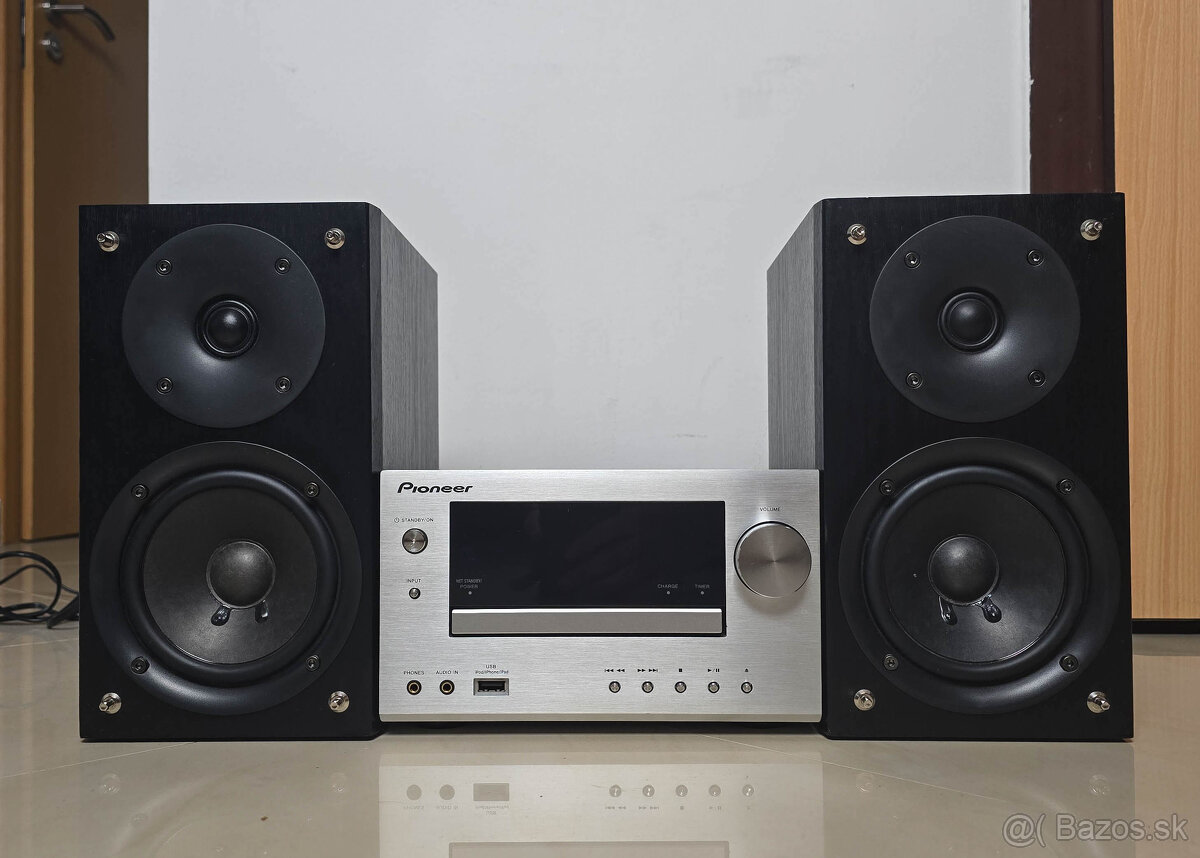 Pioneer X-HM71 / Airplay / USB / FM /SUB