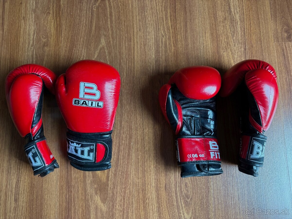 Deatské boxerské rukavice