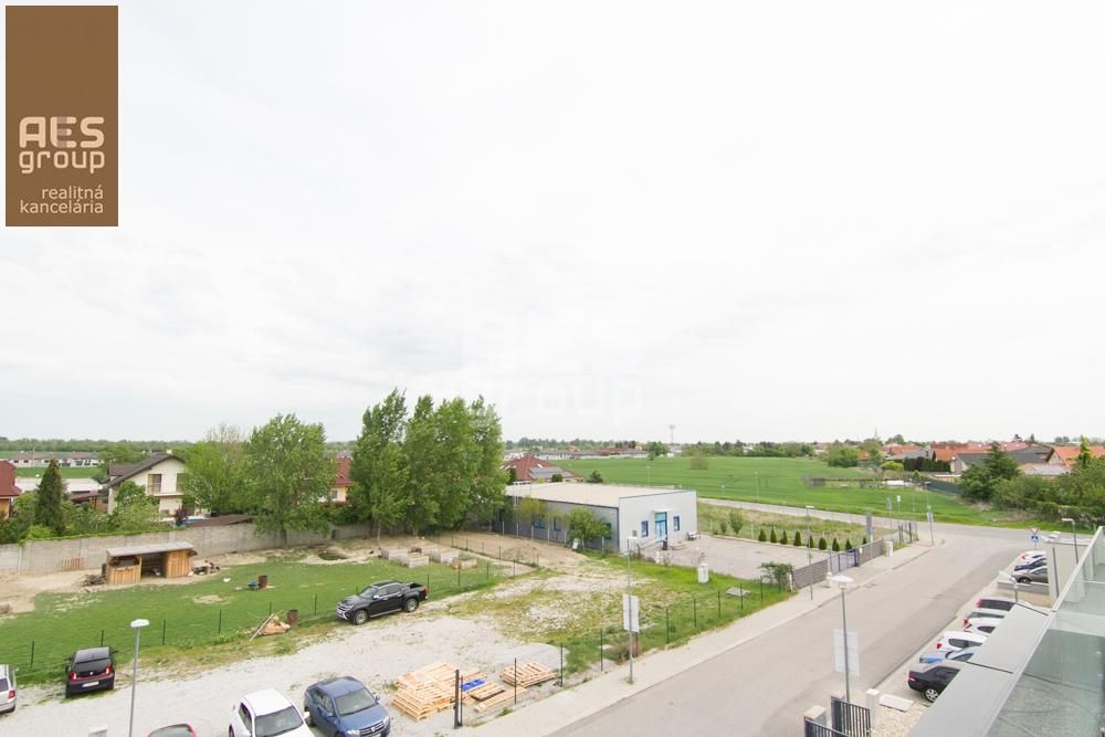 PREDAJ, POZEMOK 833 m2, MOST PRI BRATISLAVE