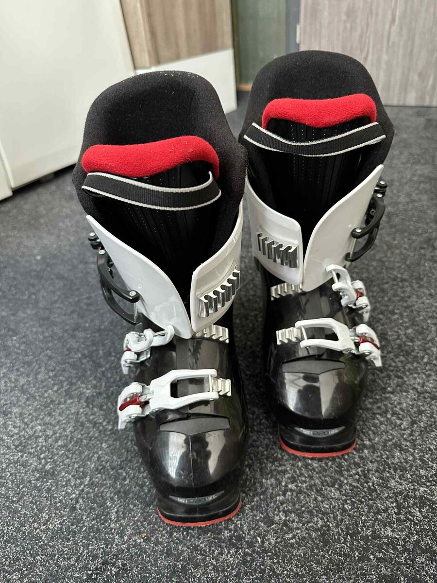 Predám lyžiarky Tecno Pro