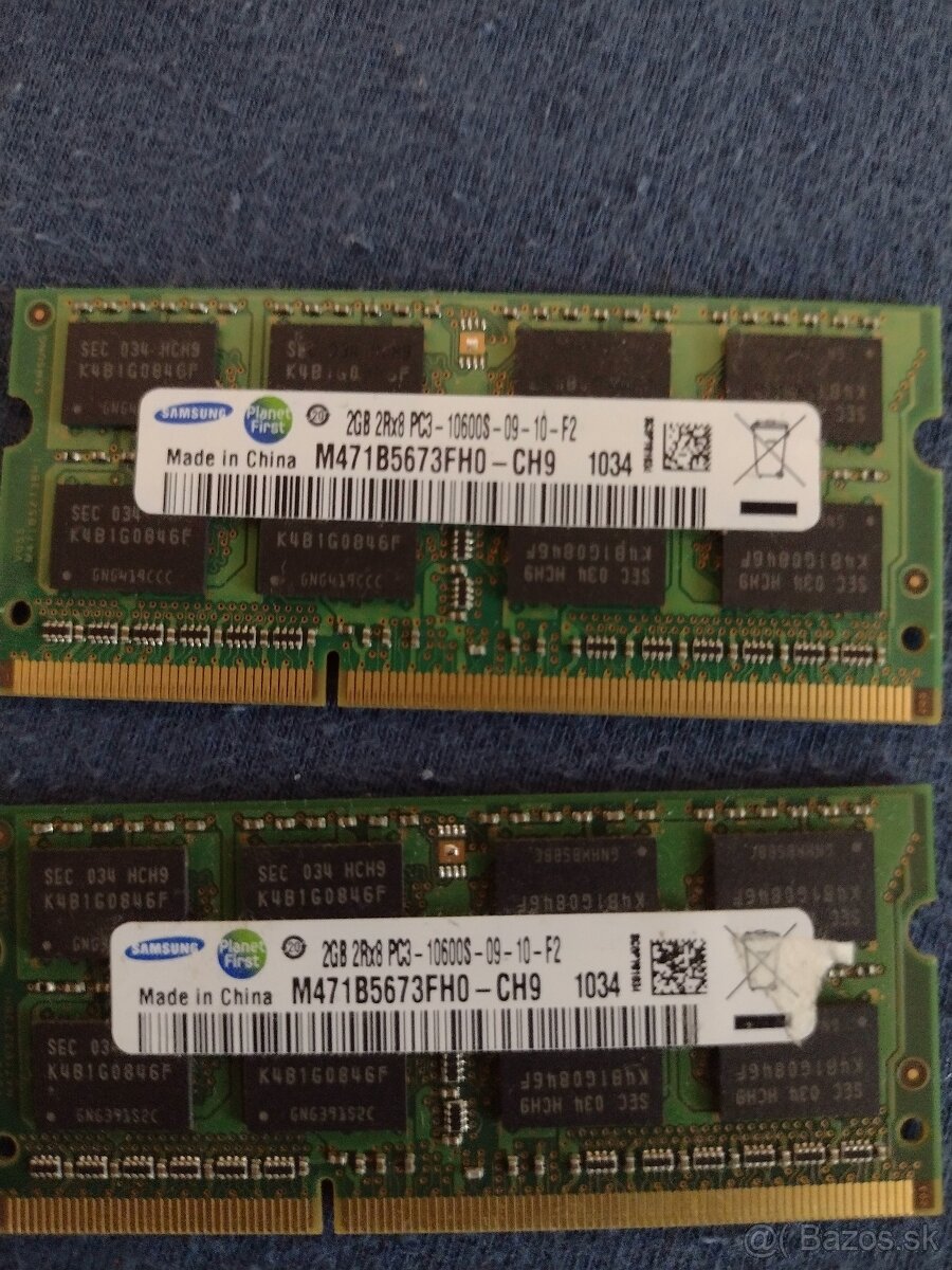 2 x DDR3 Sodimm  2 x 2GB SAMSUNG