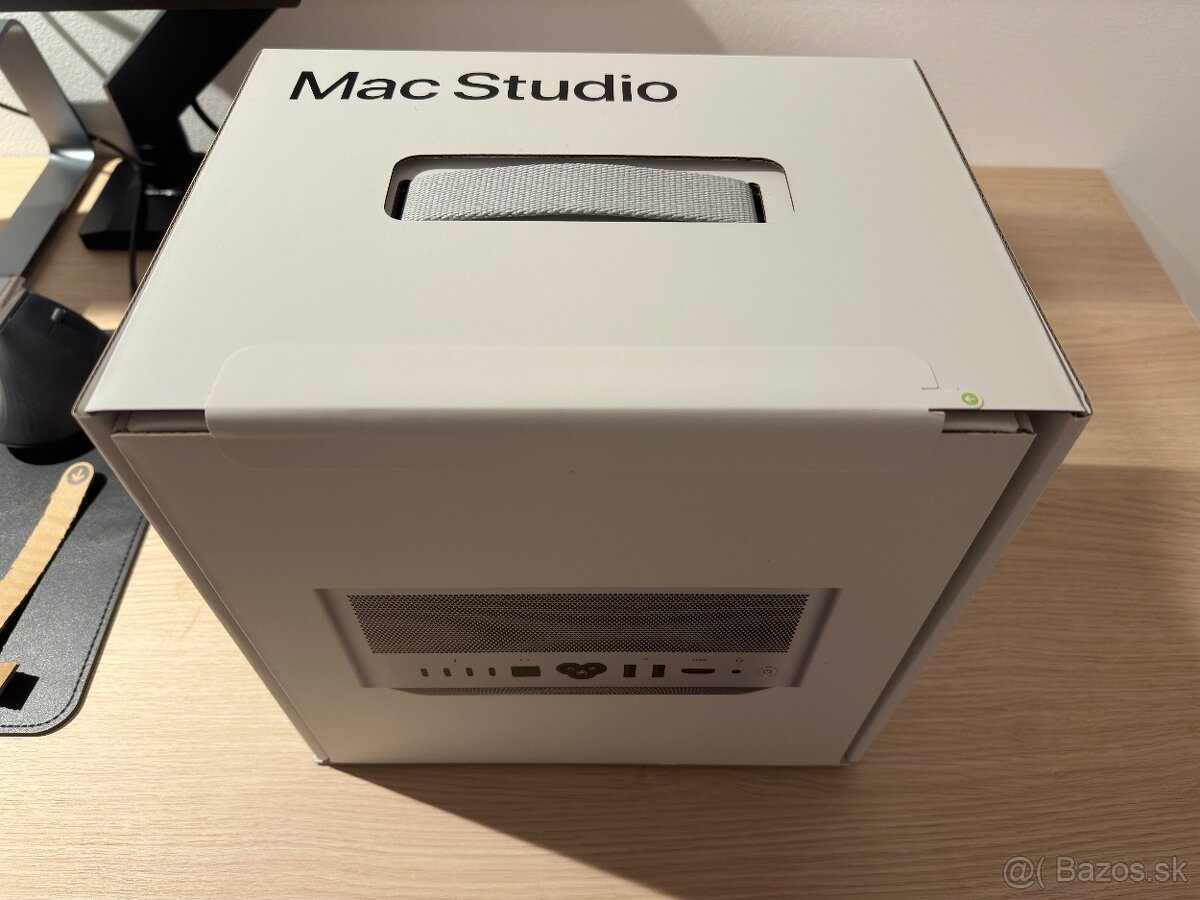 Mac Studio M1 Max 10C CPU/24C GPU/32G/512GB, záruka  01/2026
