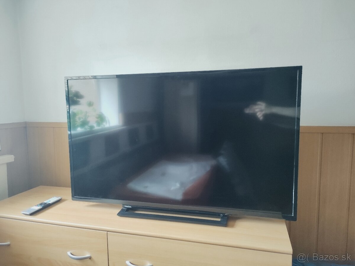 Toshiba Smart TV 48"