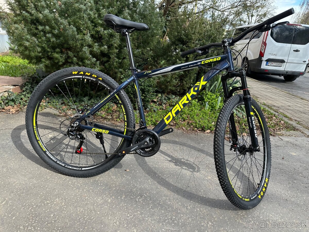 Krásny úplne novy horský bicykel hliník ram