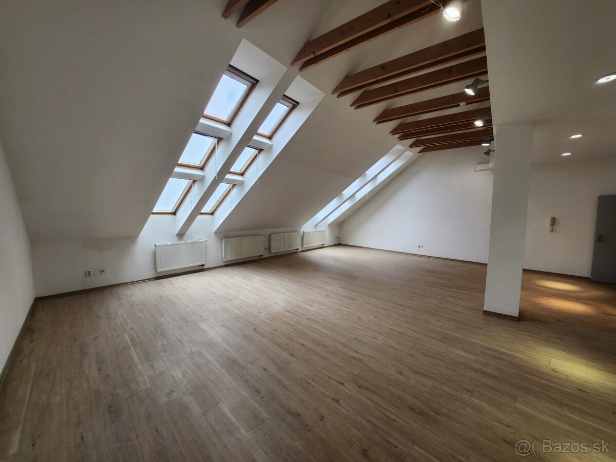 Prenájom kancelárie, Žilina - Staré mesto, Cena: 715€/