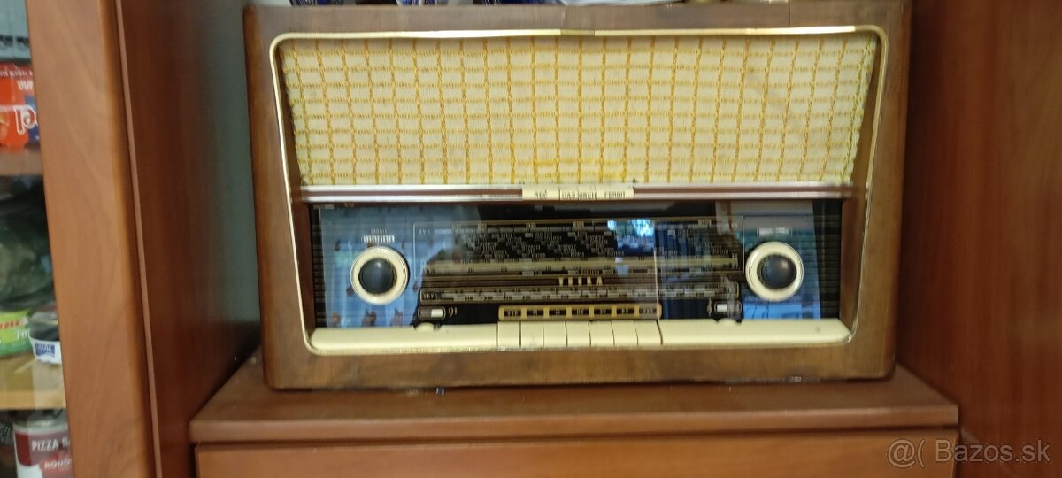 TELEVIZOR