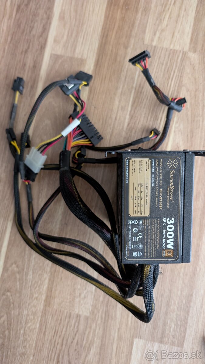 SFX zdroj 300W