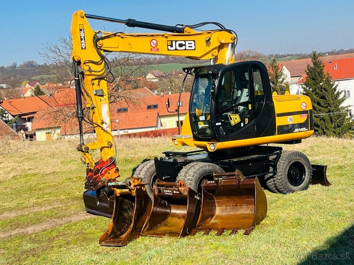 Kolesové rypadlo JCB JS145W