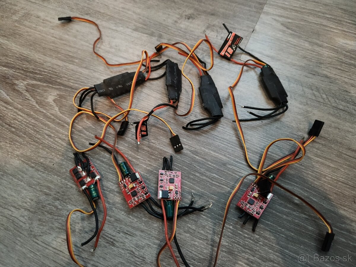 12A ESC kus 10e