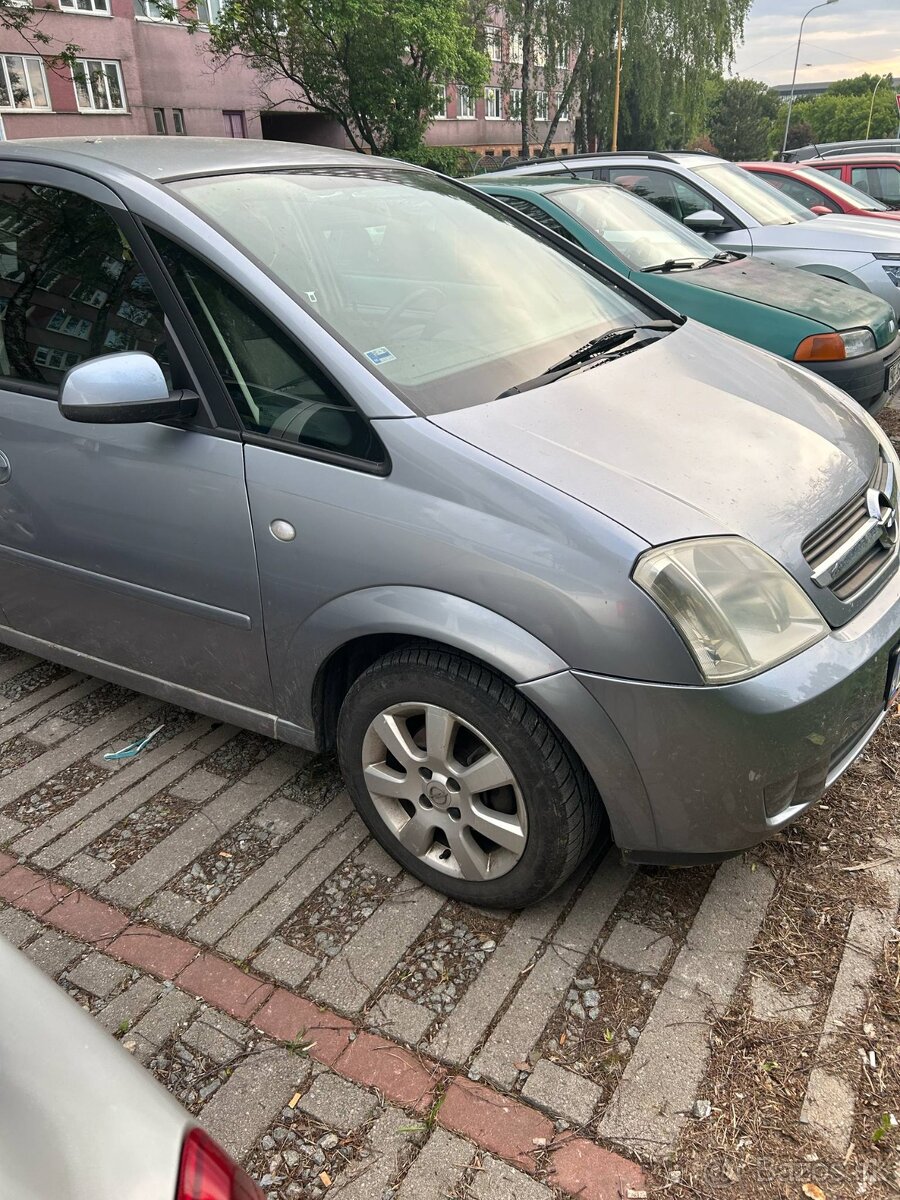 Opel Meriva 1.4 66 kw rok 2005