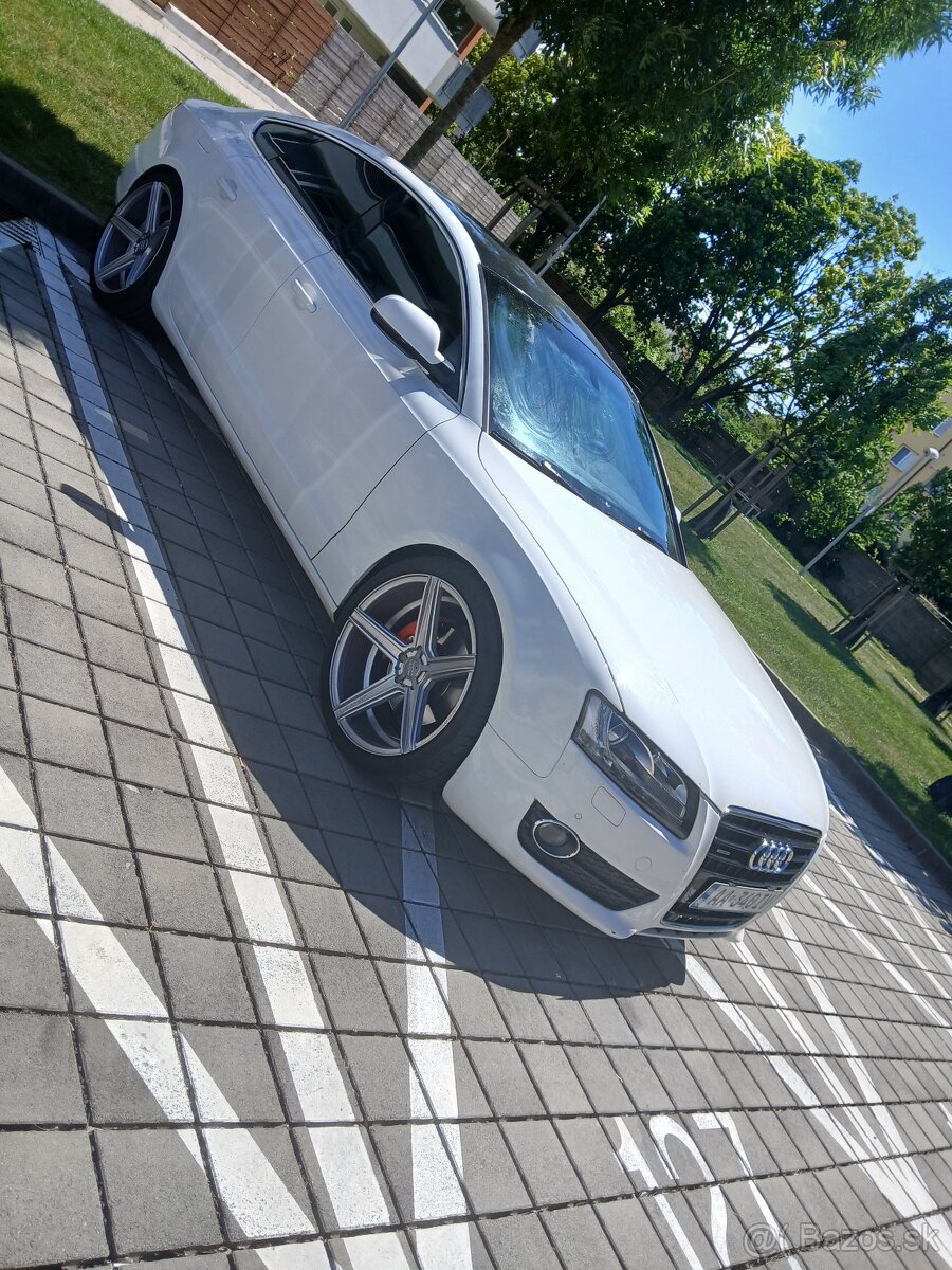 Audi A5 šport back 2.0.tdi