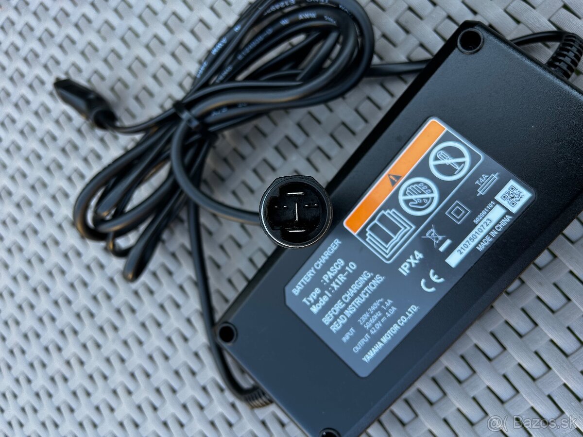 YAMAHA 4A nabíjačka PASC9 X1R-10