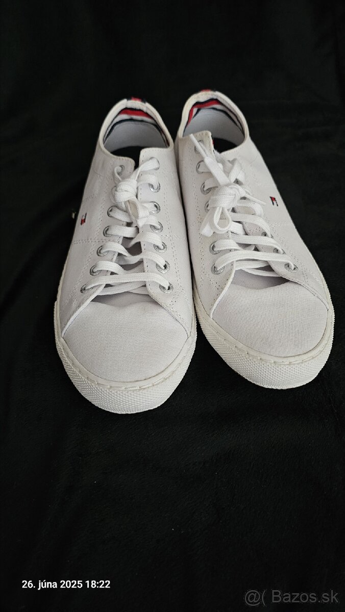 Toomy Hilfiger platenky