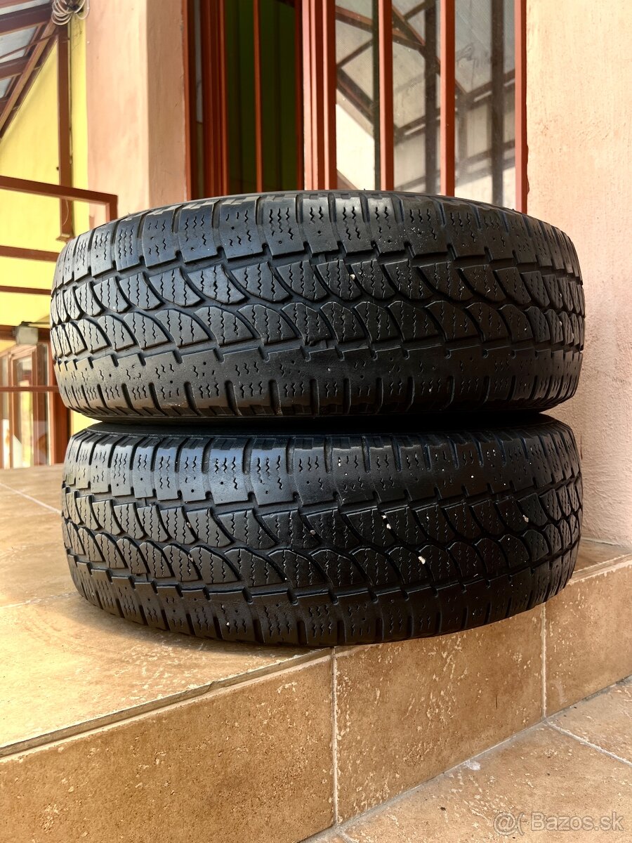 215/70 R15C zimné pneumatiky 2 kusy