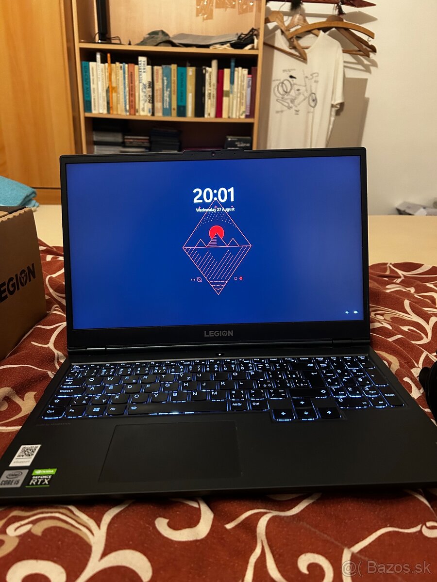 Lenovo Legion 5 15IMH05H Phantom black