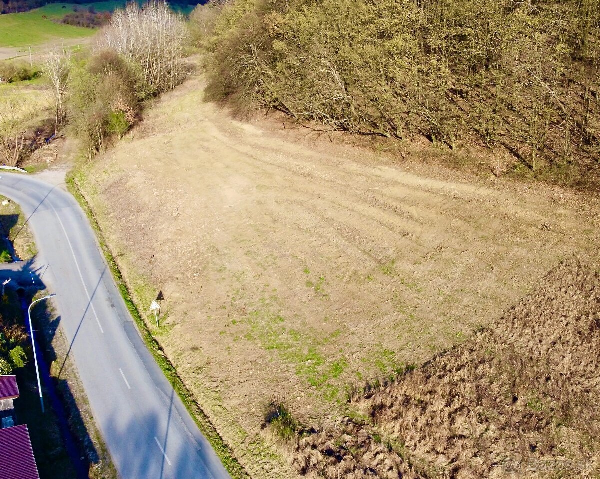 Slnečné pozemky pod lesom, V. Šariš - Kanaš