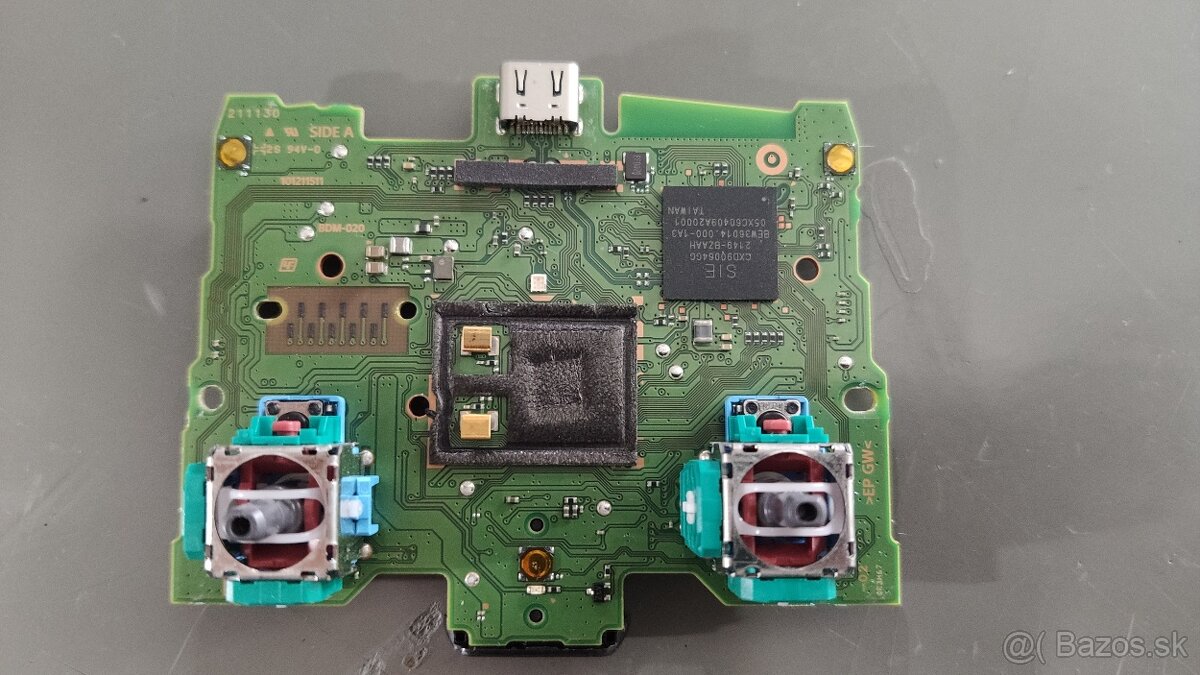 BDM-020 PS5 Dualsense doska