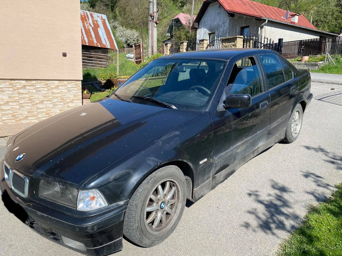Rozpredám Bmw e36 320i