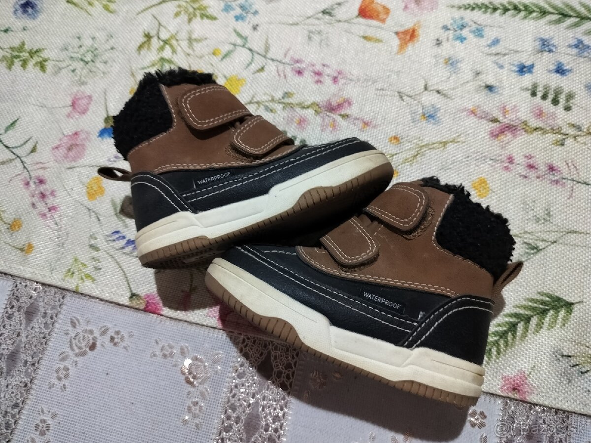 Detské chlapčenské zimné topánky v.26