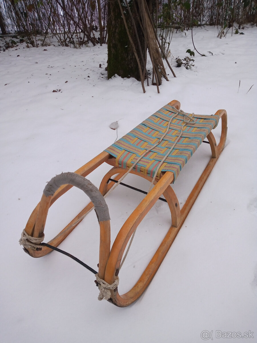 Drevene sanky velke