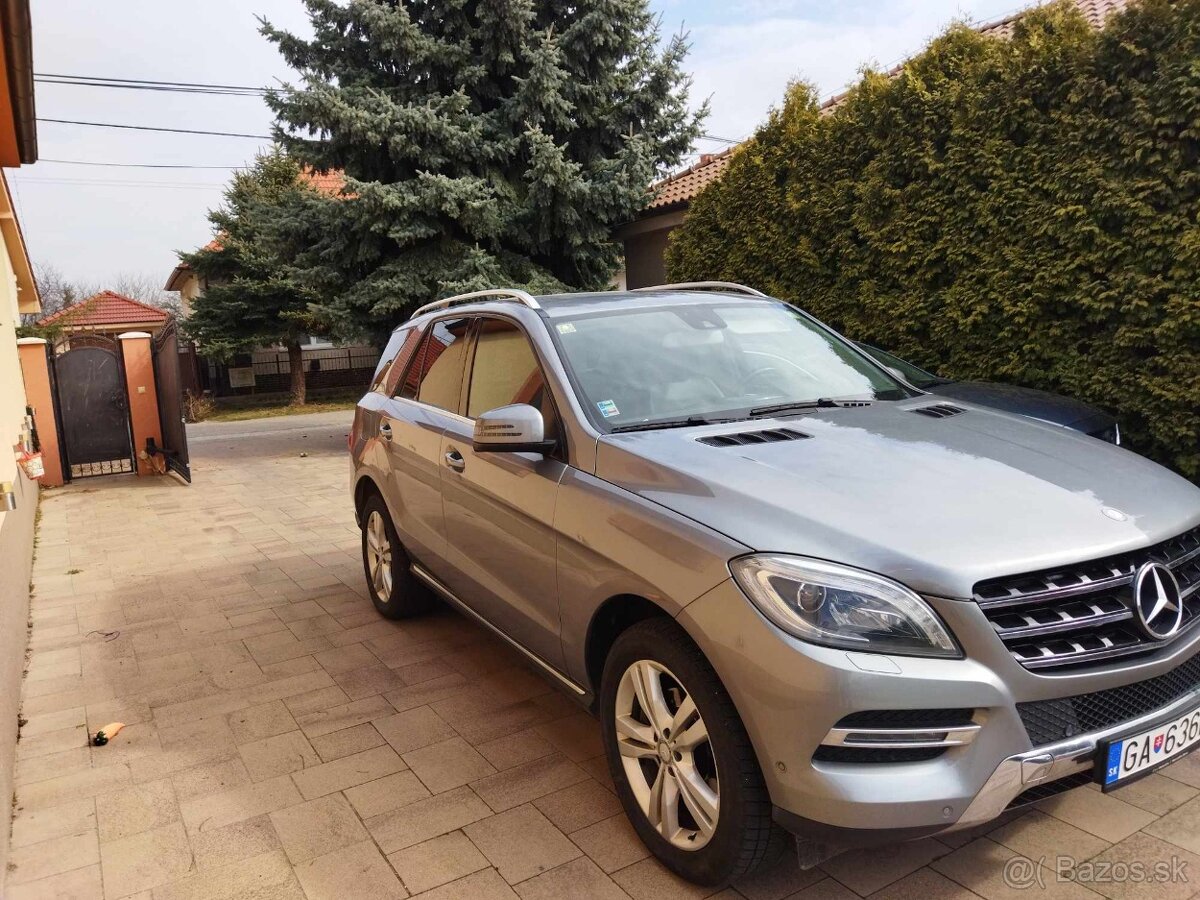 Na predaj Mercedes ML 350