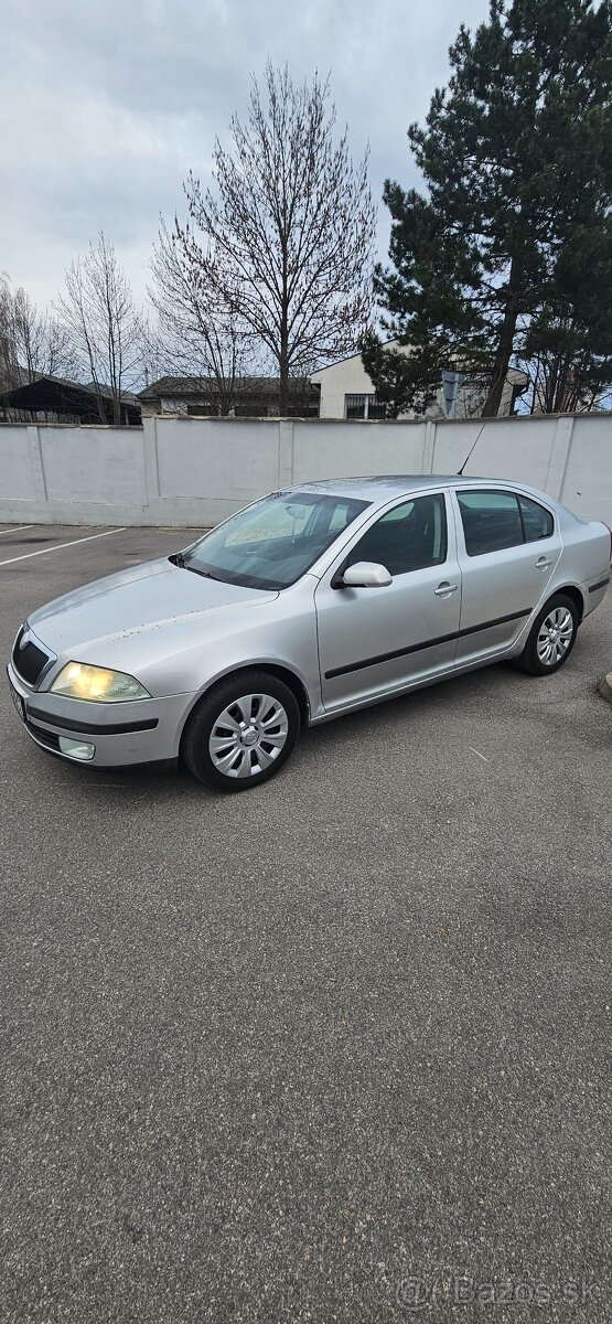 Predam škoda octavia sedan 1.9tdi