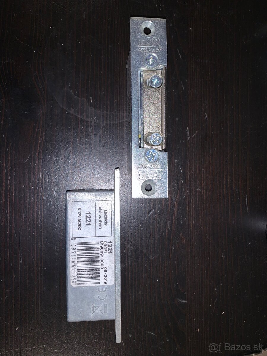 Elektricky vrátnik FAB 1221