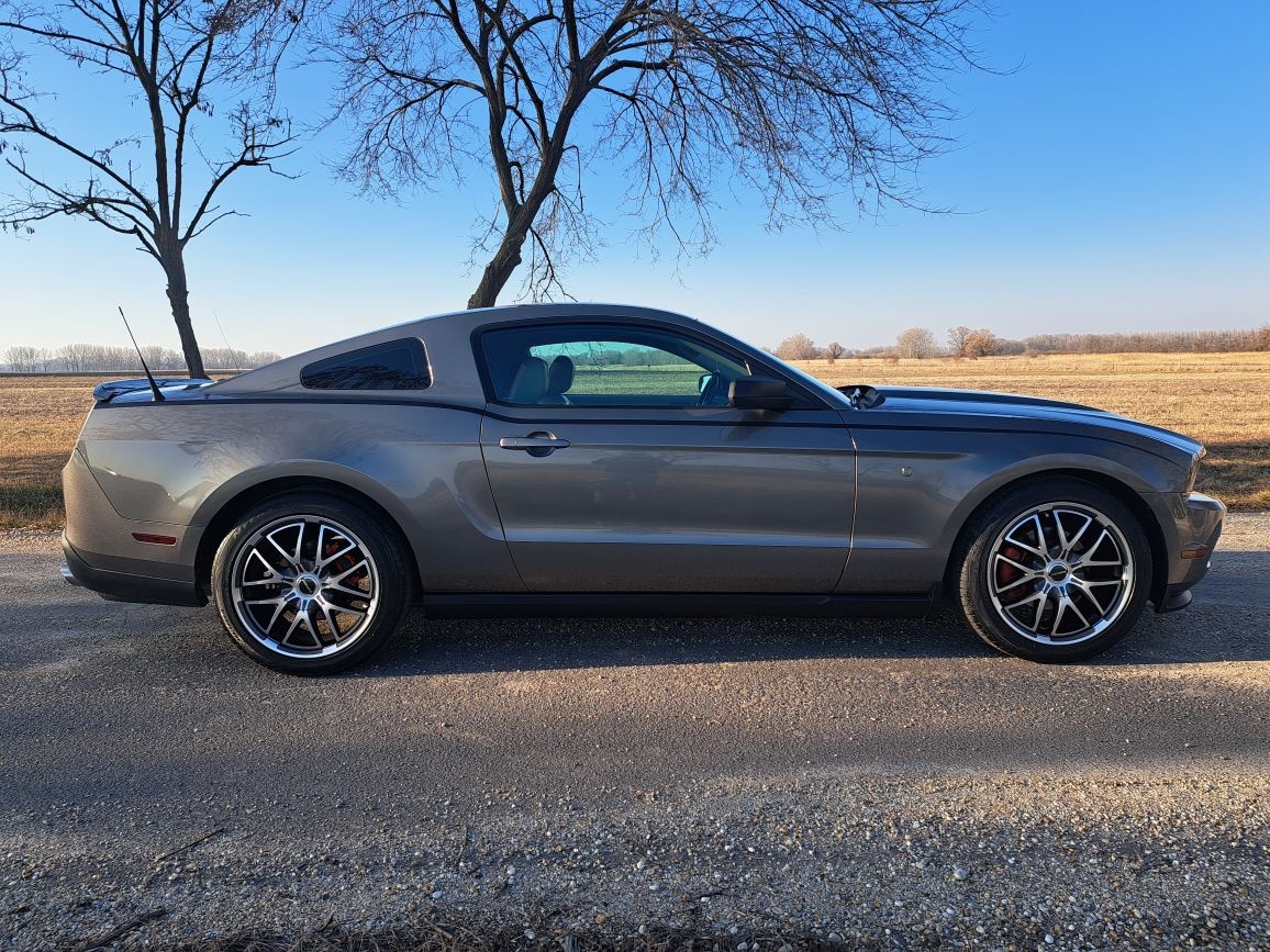 Predám auto Ford Mustang