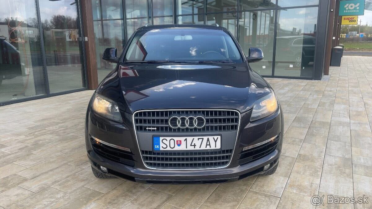 Audi Q7 3.0 TDi 7MIESNTNA