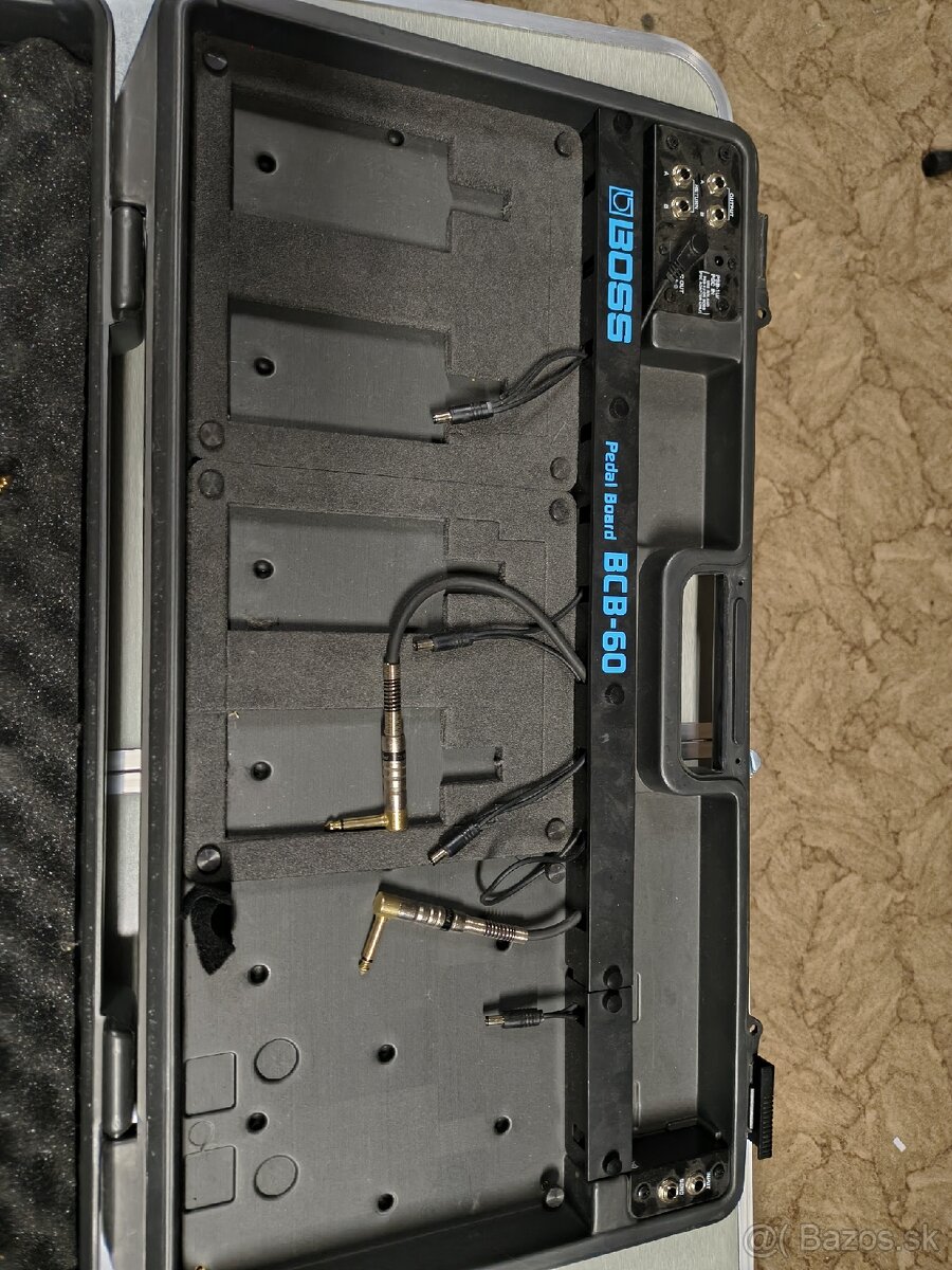 Pedalboard Boss BCB-60