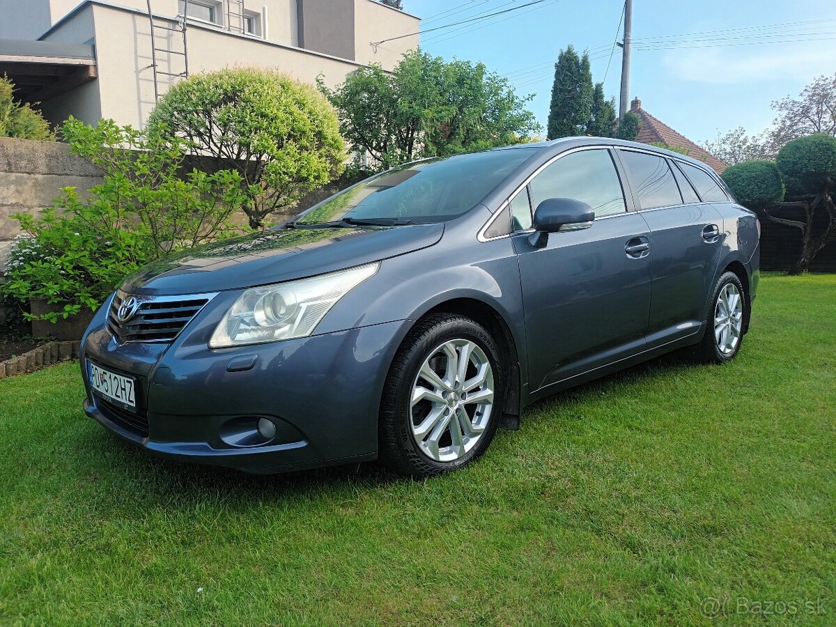 Toyota Avensis combi 2,2 d 110kw