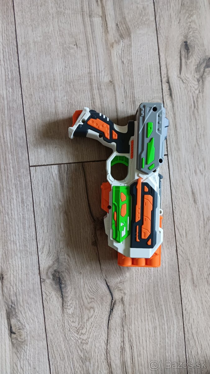 Nerf pistol