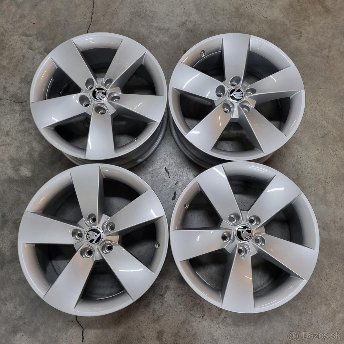 Hliníkové Škoda disky 5x112 R17 7J ET40