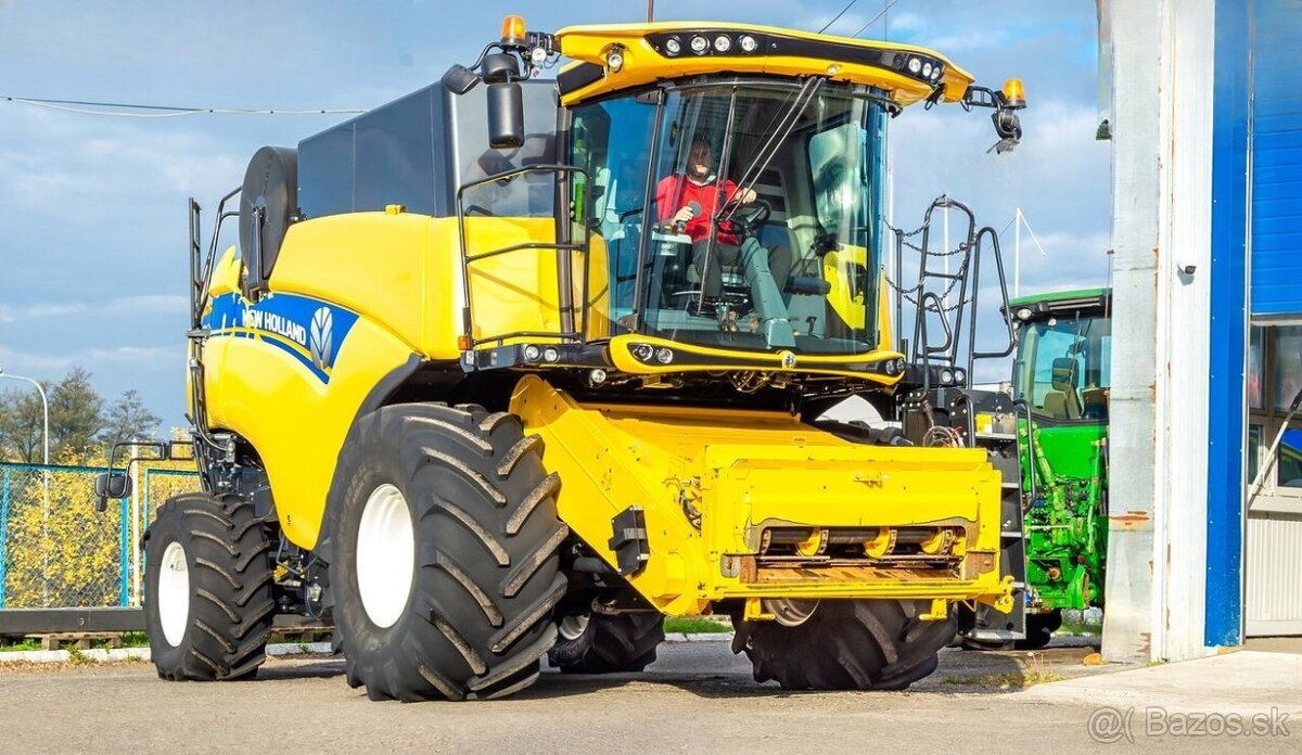 NEW HOLLAND CX8.90+VARIO 7,62