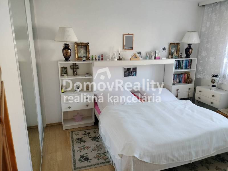 Veľkometrážny 3 izb. byt, 82 m2, Handlová, širšie centrum
