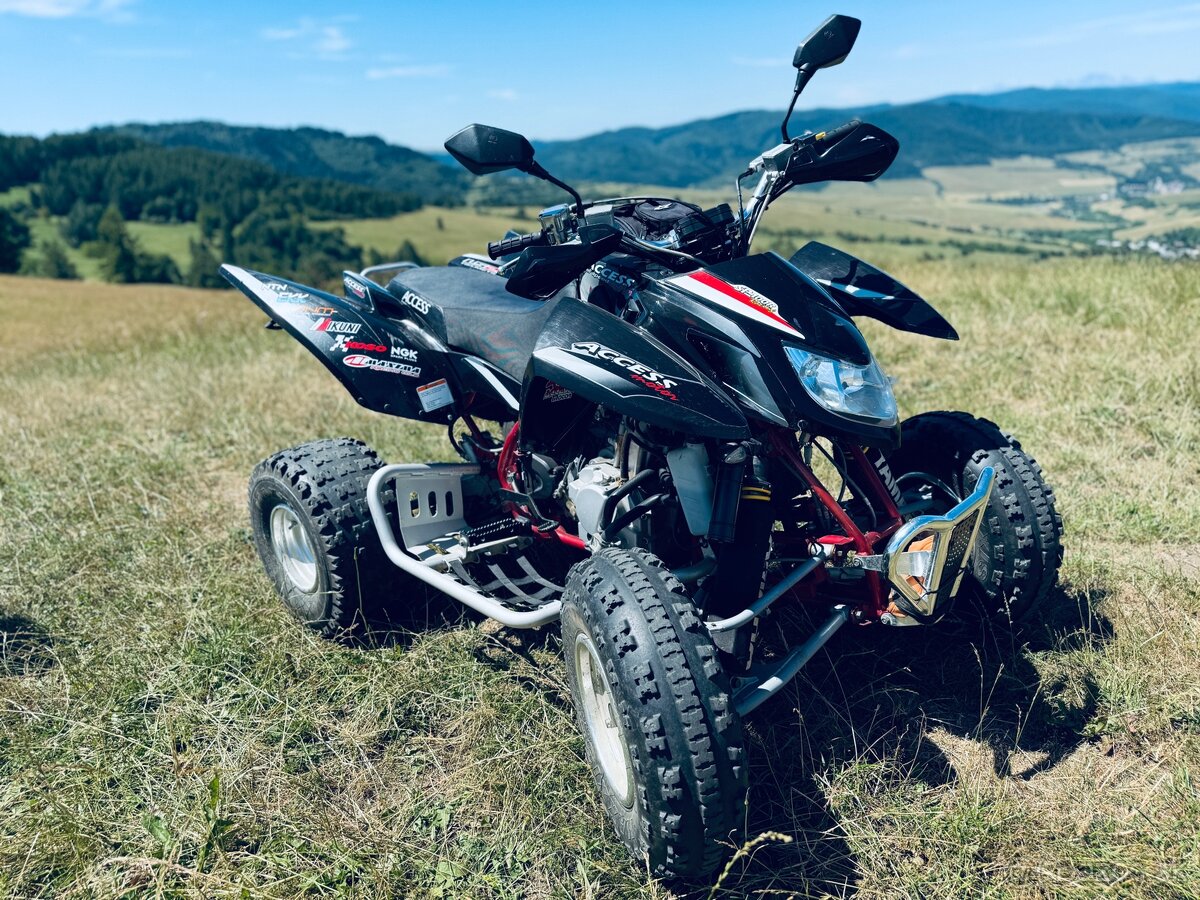 Access Tomahawk 400, s TP a ŠPZ
