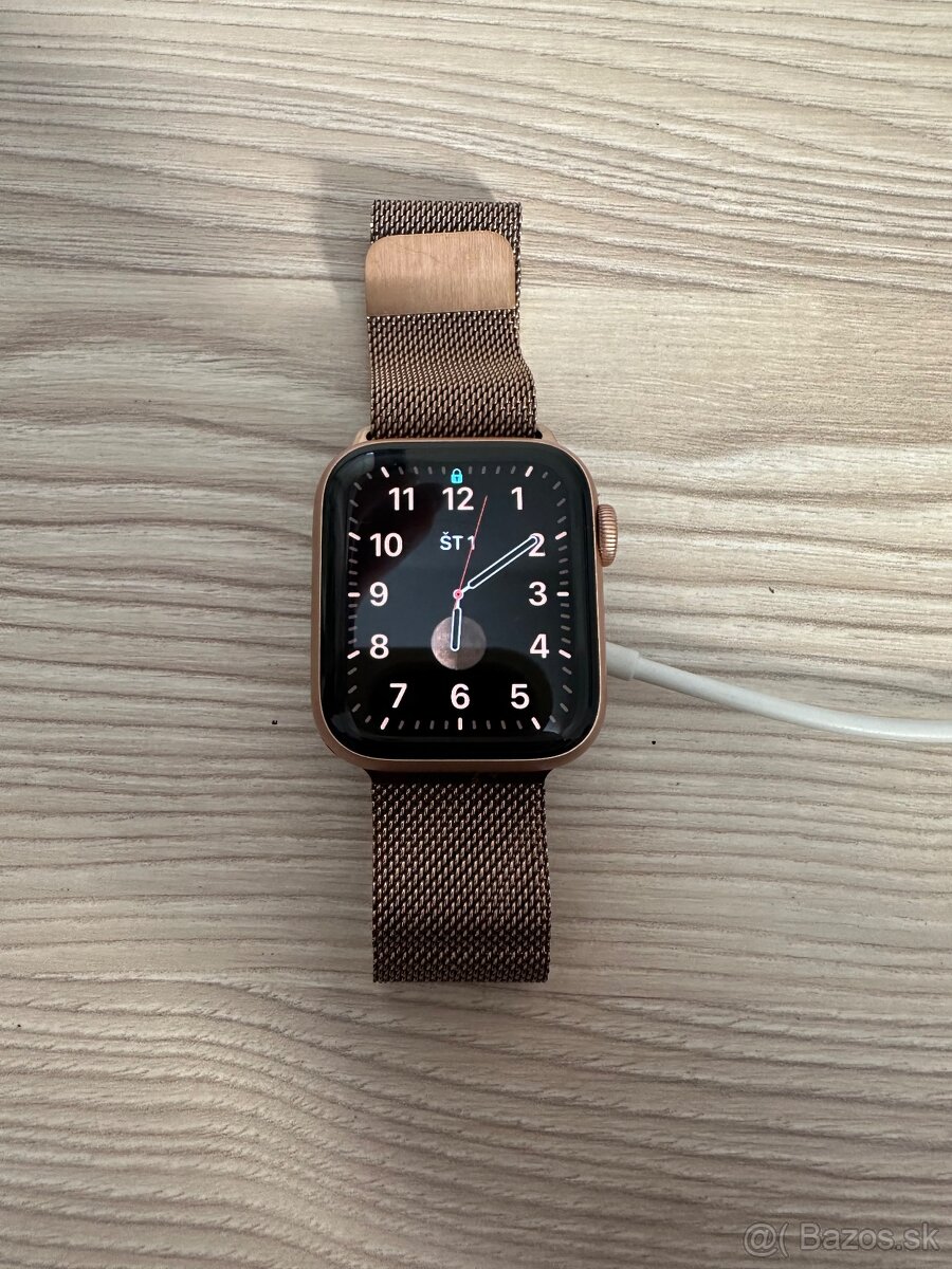 Apple watch 5