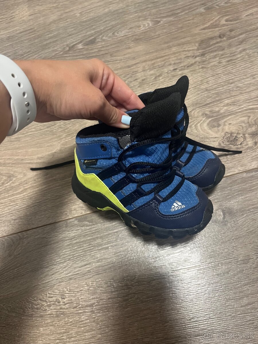 Adidas goratex terrex