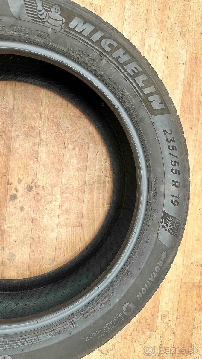 235/55 R19 Michelin 105V PILOT zimne pneumatiky