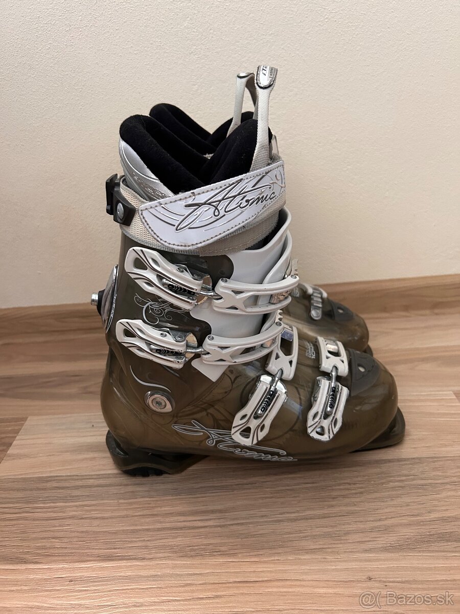 Lyžiarky Atomic Comfort fit šrika 104mm, veľ 25,5-26